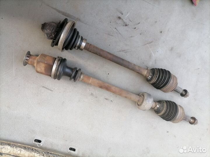 Полуось передняя 1.6 K4M Renault Scenic 1996-1999