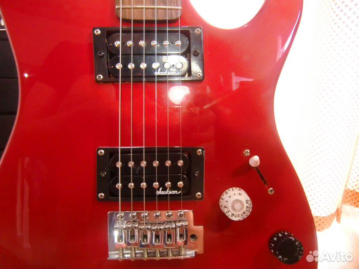 Электрогитара