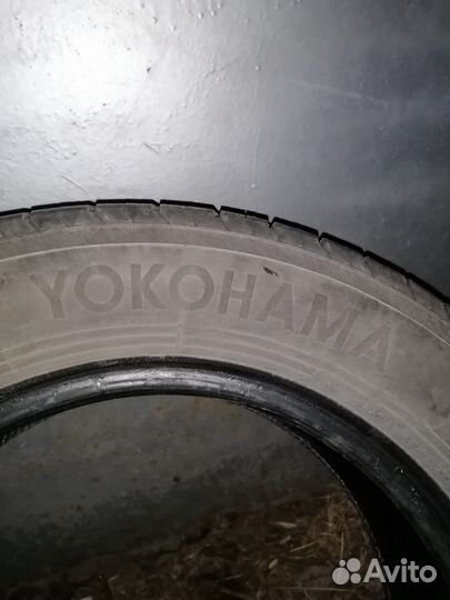 Yokohama Bluearth ES32 205/60 R16 200E