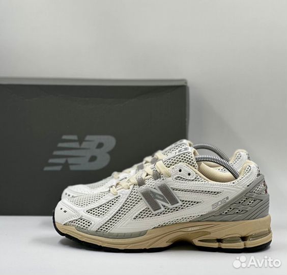 Изысканные New Balance 1906R White