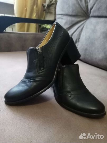 Ботинки женские 39 размер