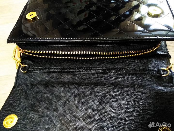 Клатч черный на цепочке