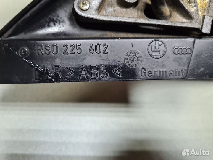 Правое боковое зеркало Audi A4