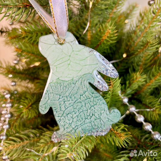 Новогодние игрушки из эпоксидной смолы