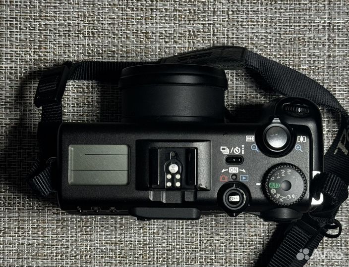 Y2k Canon powershot g5