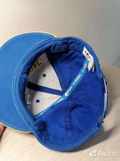 Кепка бейсболка adidas прямой козырек