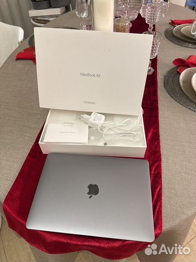 Apple macbook air 13 2020