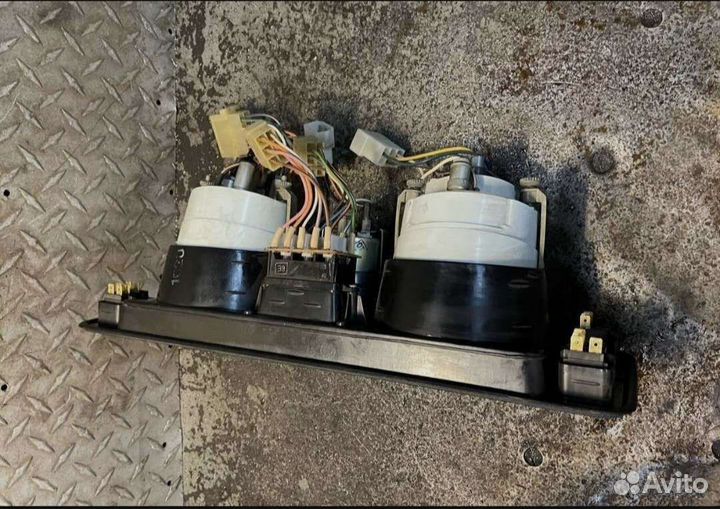 Приборная панель ваз 2105