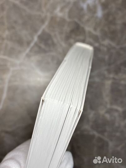 Книга (есть дефекты)