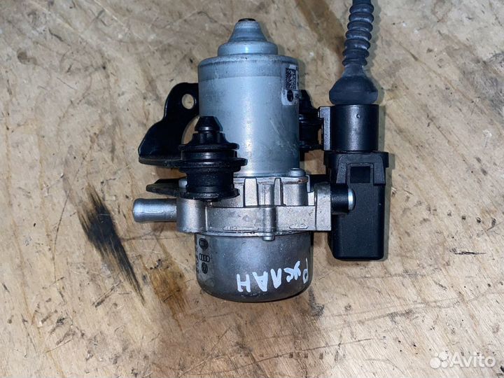 Вакуумный насос 1K0612181F 1.4tsi