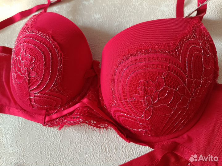 Комплект нижнего белья, 85 В, низ М, hunkemoller
