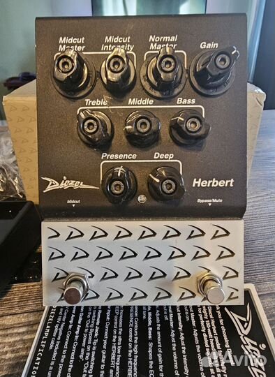 Diezel Herbert Pedal.Гитарный преамп Педаль