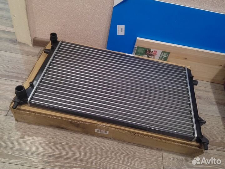 Радиатор охлаждения на skoda octavia a5, audi a3
