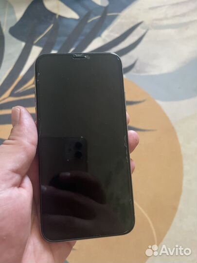 Телефон iPhone 10