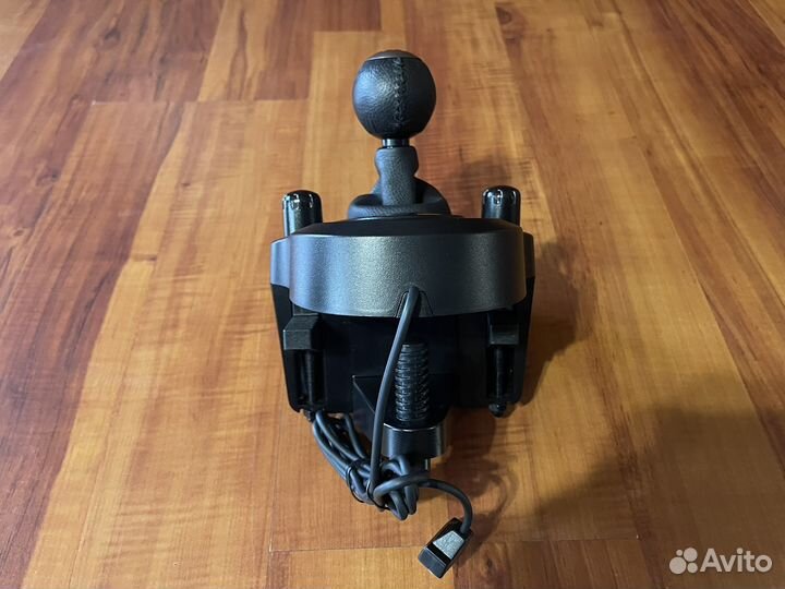 Коробка передач Logitech Driving Force Shifter