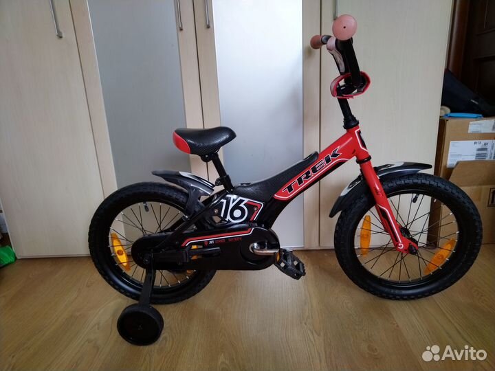 Велосипед фирменный trek колеса на16 от 5 до 7 лет