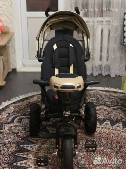 Трехколесный велосипед