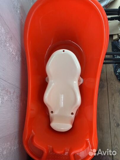 Ванночка для купания с горкой