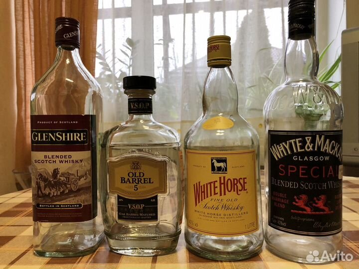 Бутылки для коллекции