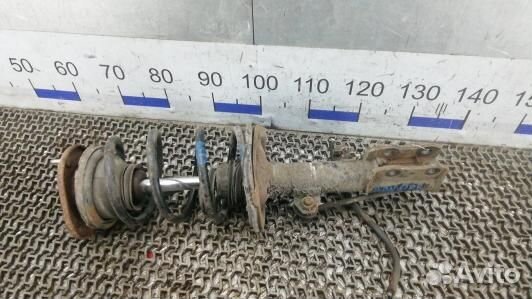 Стойка передняя правая toyota corolla E12 (BDN08N5