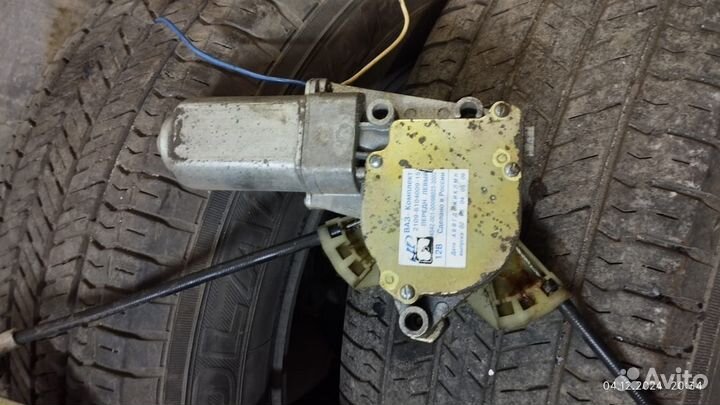 Стекло- подъемник Ваз