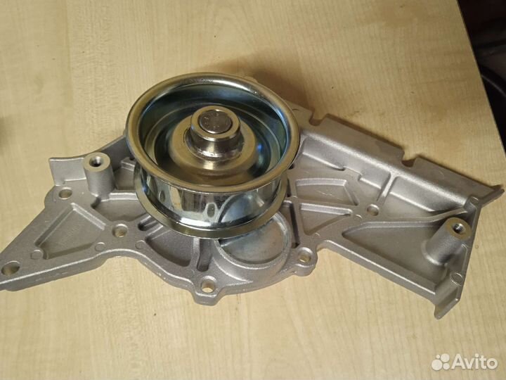 Помпа водяная ауди а4/а6/а8 3.0