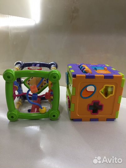 2 развивающих кубика