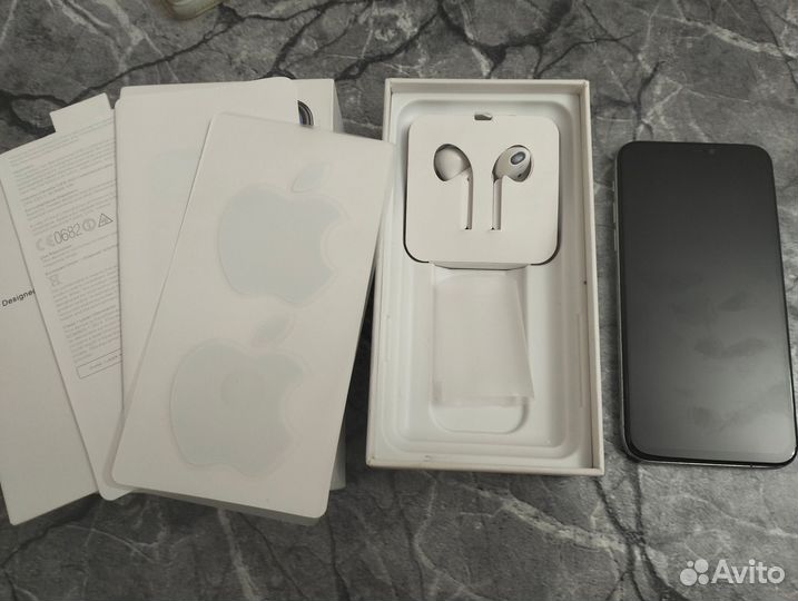 iPhone X, 64 ГБ