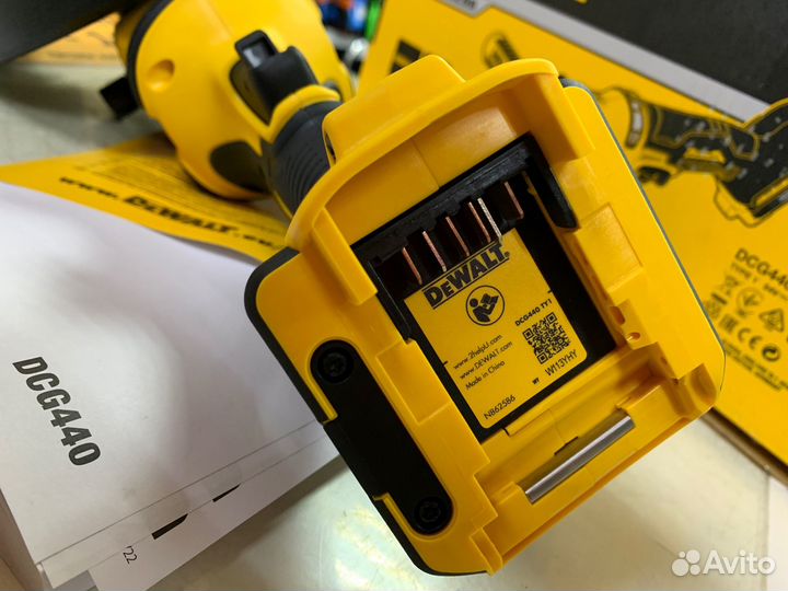 Аккумуляторная ушм dewalt DCG440N (54В) 180 мм