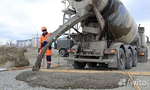 Доставка бетона миксером