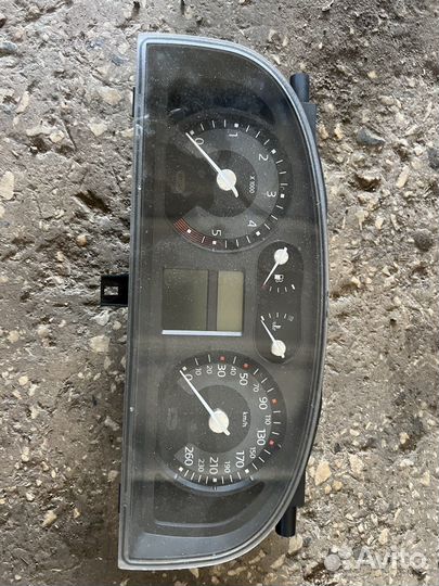 Щиток приборов Renault Laguna 2 дизель МКПП