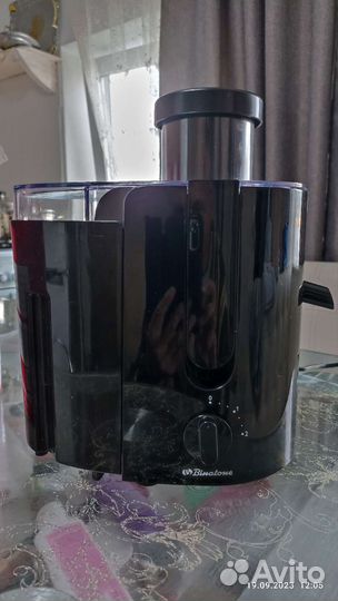 Соковыжималка новая