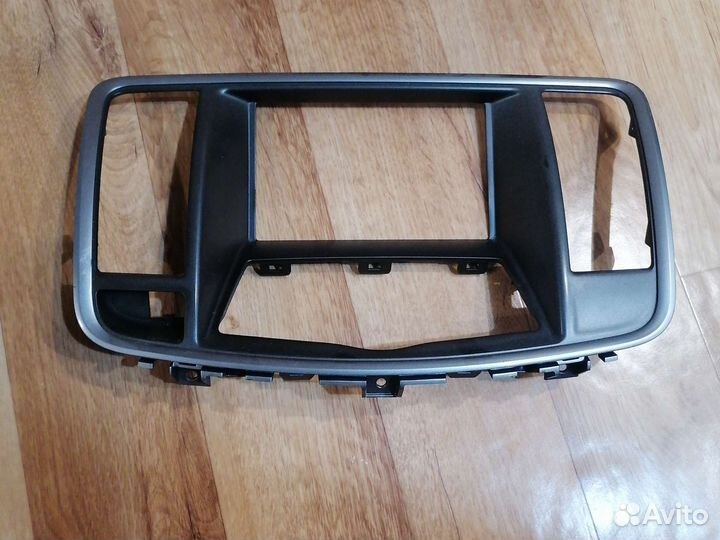 Рамка оригинальная на Ниссан teana кузов j32