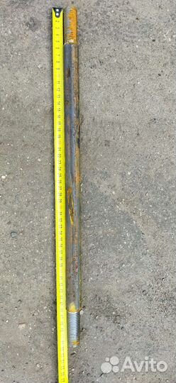 Болт анкерный