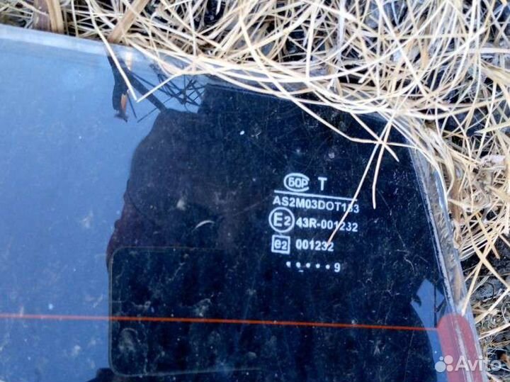 Заднее стекло ваз 2114