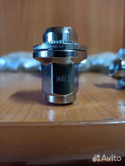 Гайки колесные 14х1.5