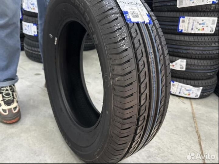 Windforce Catchfors PCR 215/65 R16 98H
