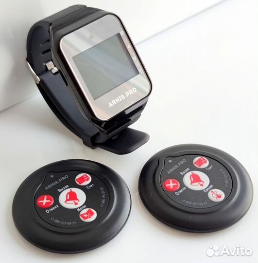 Кнопки вызова официанта и часы в ассортименте