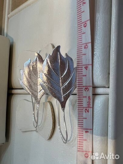 Новые серьги в форме листа