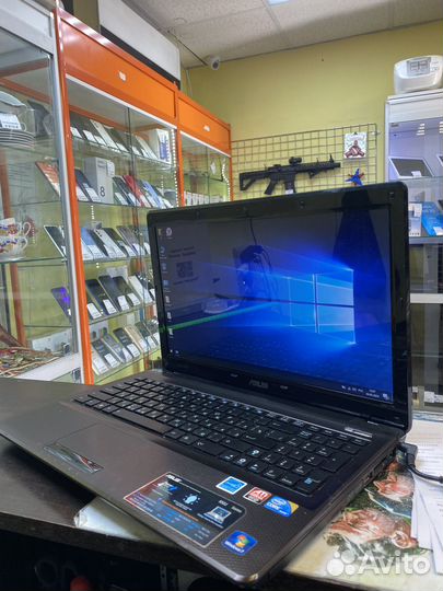 Asus K52J core i3/ssd