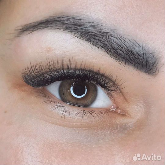 Наращивание ресниц Макияж Брови Стрижки