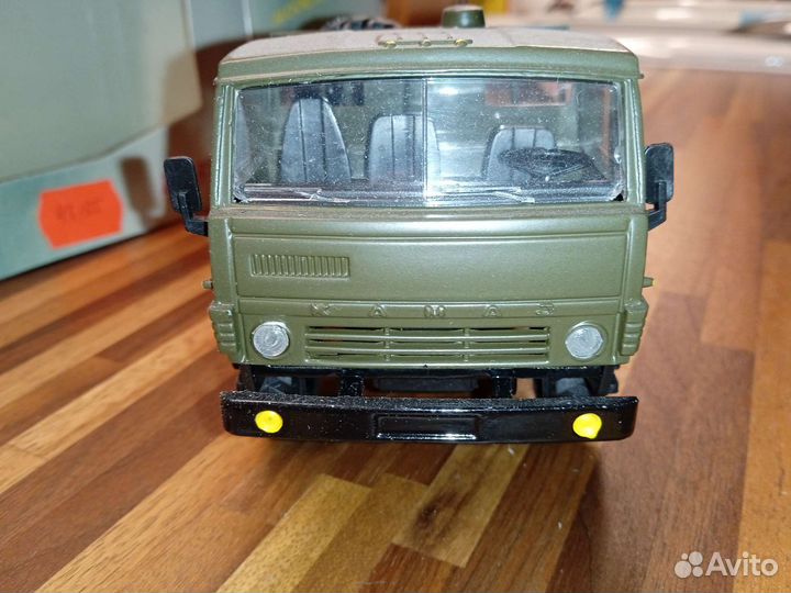Модель камаз 43105 с тентом