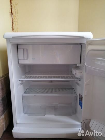 Минихолодильник