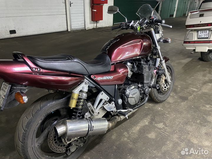 Yamaha XJR 1200