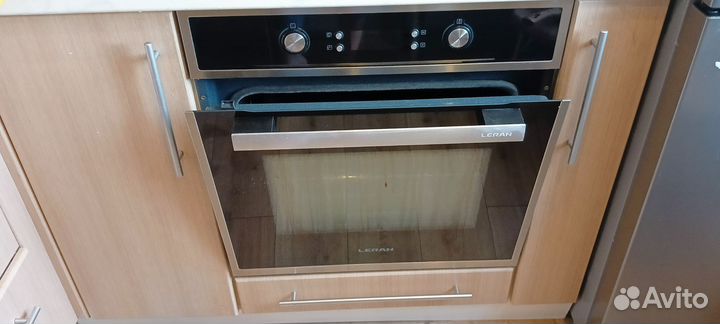 Духовой шкаф