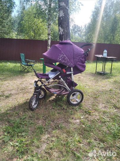 Прогулочная коляска