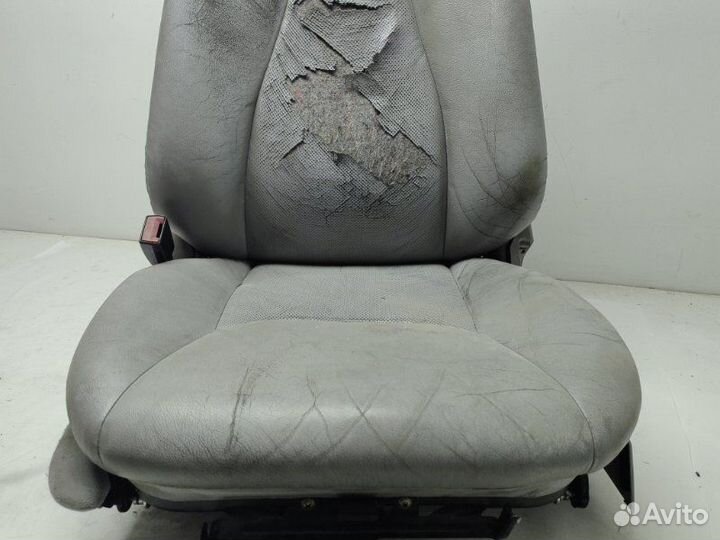 Сиденье переднее левое Mercedes-Benz S-Class W220