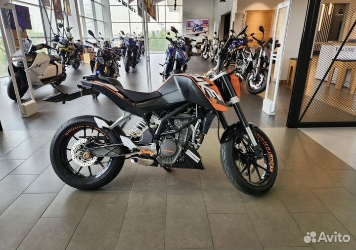 Ktm duke 125