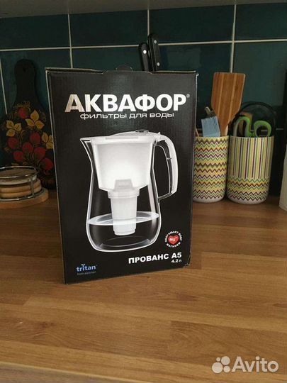 Фильтр-кувшин Аквафор новый с картриджем