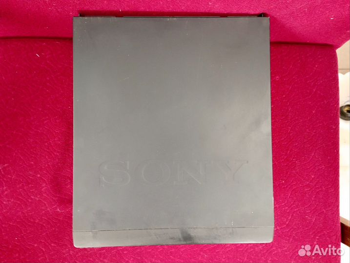 Видеомагнитофон 